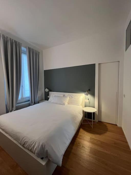 Bilocale Di Charme Lägenhet Milano Exteriör bild